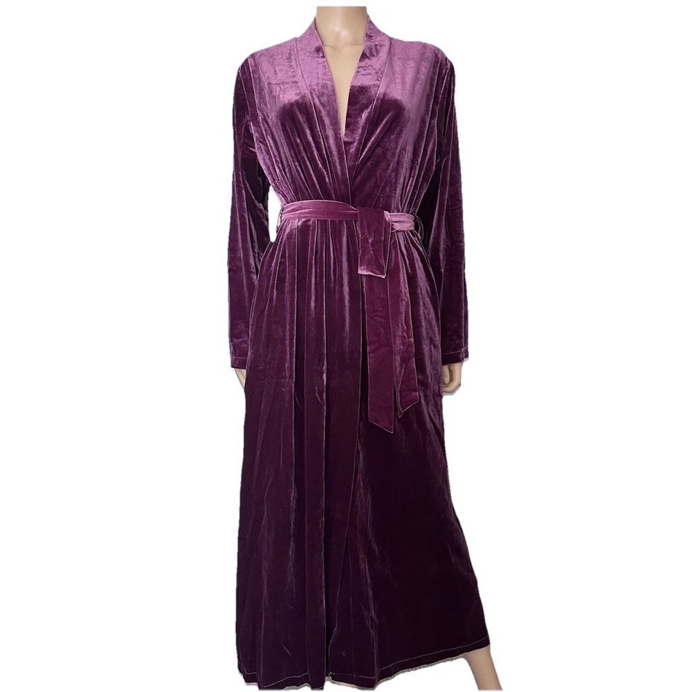 NWT Royal Velvet Robe Full Length Medium Purple Noble Mount